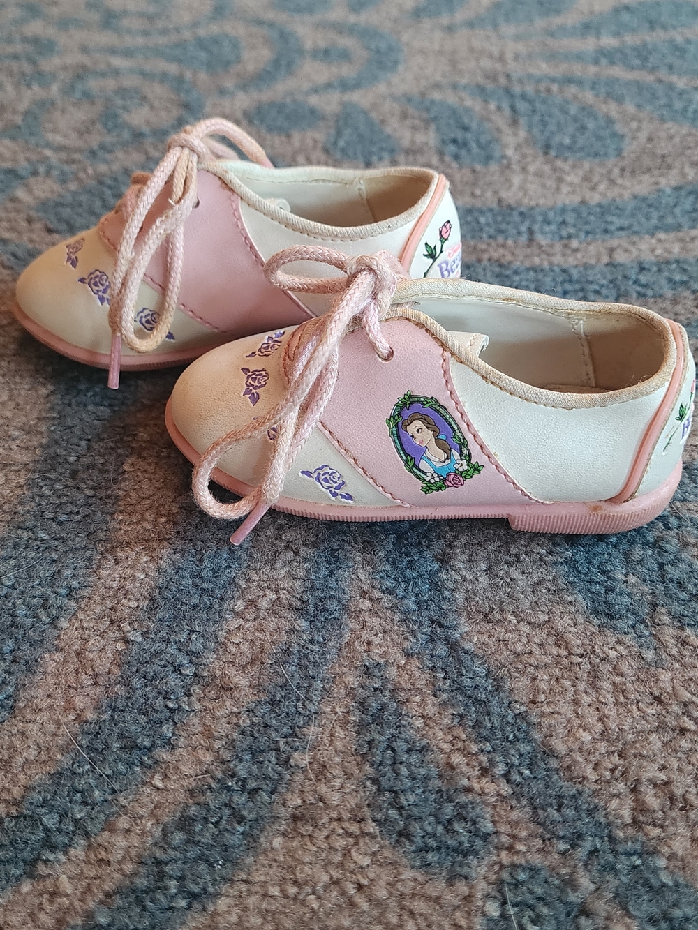 Disney Beauty and the Beast Saddle Shoes Pink/White vintage 90s